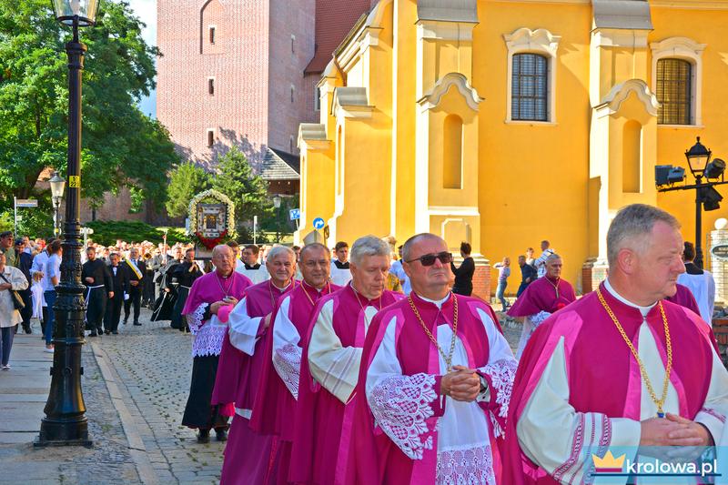 Maryja Pani Poznania procesja