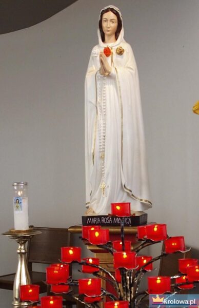 Figura Maryi Róży Duchownej w sanktuarium w Fontanelle