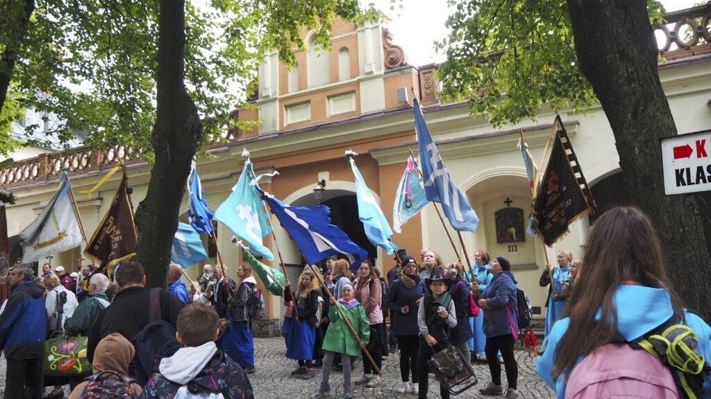 Pielgrzymka pątników na Górę św. Anny