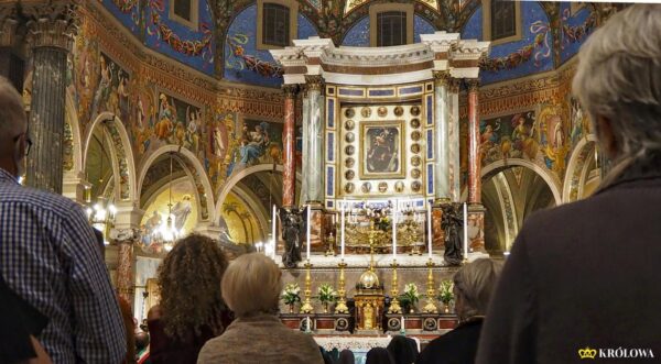 Obraz Matki Bożej Pompejańskiej w Sanktuarium w Pompejach