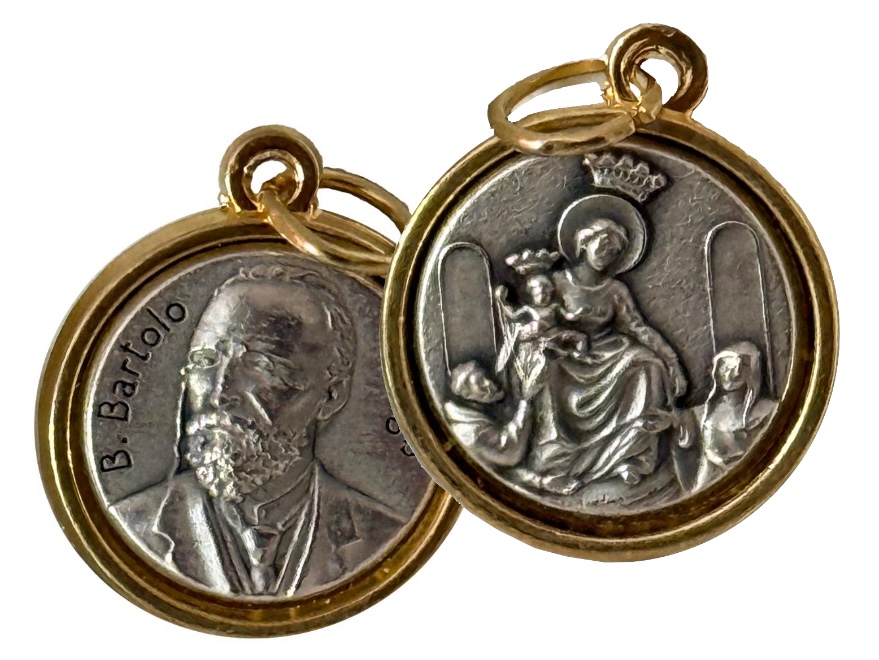 Medalik Matki Bożej Pompejańskiej dla prenumeratorów "Królowej Różańca Świętego"