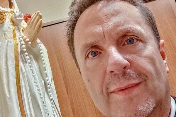 ks. Marco Alba, rektor sanktuarium Maryi Róży Duchownej i Matki Kościoła w Fontanelle pod Montichiari.